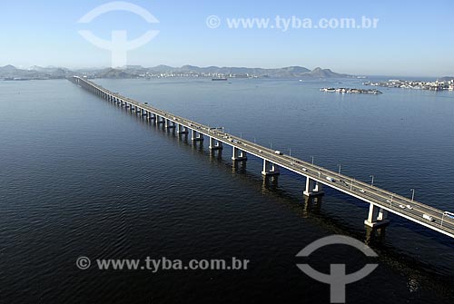  Subject: Aerial view of Rio-Niteroi Bridge - Guanabara Bay (Baia de Guanabara) / Place: Rio de Janeiro City - Rio de Janeiro State - Brazil / Date: June 2008 