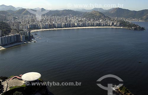  Subject: Aerial view of MAC (Museum of Contemporary Art) with Icarai Beach in the background / Place: Niteroi City - Rio de Janeiro State - Brazil / Date: June 2008 