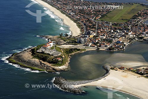  Subject: Aerial view of the Church of Our Lady of Nazareth / Place: Saquarema City - Rio de Janeiro State - Brazil / Date: June 2008 