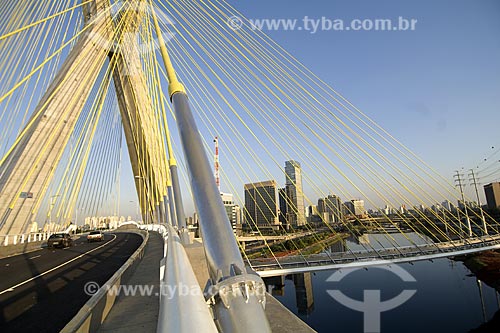  The Octavio Frias de Oliveira bridge is a cable-stayed bridge in Sao Paulo, Brazil over the Pinheiros River. The bridge connects the Western and the Southern Zones of the city. Its Also the only bridge in the world that has two curved trac  - Sao Paulo city - Sao Paulo state (SP) - Brazil