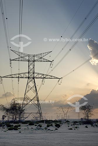  Electrical transmission towers (Electric energy) - high-voltage transmission - United Arab Emirates 