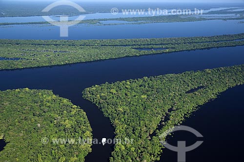  Subject: Aerial view of Anavilhanas Ecological Station (ESEC) / Place: Rio Negro (Black River) - Amazonas State - Brazil / Date: June 2007 