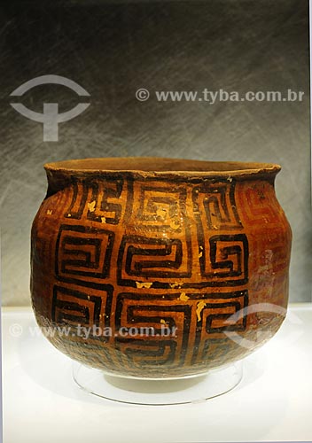  Subject: Indigenous ceramic, from the tribe Asurini of Médio Rio Xingu (medium Xingu River), next to Altamira city / Place: Rio de Janeiro city - Rio de Janeiro state - Brazil / Date: June, 2009 