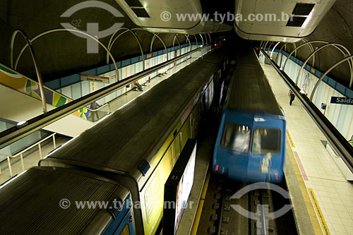 Subject: Subway trains in Cantagalo station (Copacabana Neighbor) - Metro Rio / Place: Rio de Janeiro city - Rio de Janeiro state - Brazil / Date: August 2009 
