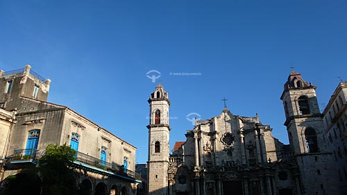  Subject: San Cristobal Cathedral Square / Local: Havana - Cuba / Date: october 2009 