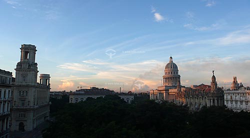  Subject: Partial view of the Capitol and the Gran Teatro de la Habana (Great Theater of Havana) and other buildings / Local: Havana - Cuba / Date: october 2009 