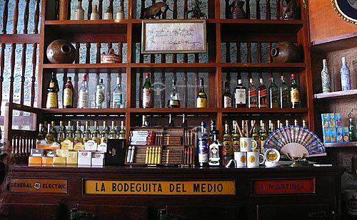  Subject:  Bar - restaurante La Bodeguita del Medio / Local: Havana - Cuba / Date: october 2009 
