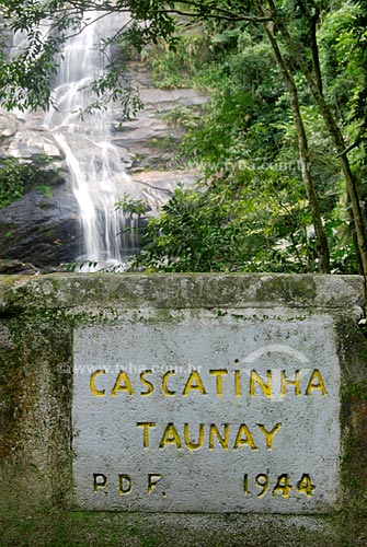  Subject: Cascade Taunay. / Local: Forest of Tijuca, Rio de Janeiro - RJ / Date: 06/06/09 