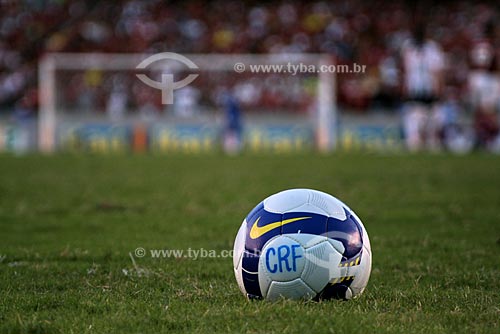  Subject: Soccer ball at the Mario Filho stadium grass (Maracana) - Flamengo x Santos  / Place:  Maracana neighborhood - Rio de Janeiro city - Rio de Janeiro state - Brazil  / Date: 31/10/2009 