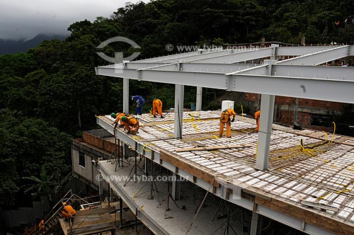  Subject: AR2 project (OAS general contractor), building of the Morro do Pavao Pavaozinho housing units / Place: Ipanema - Rio de Janeiro city - Rio de Janeiro state - Brazil / Date: October 2009 