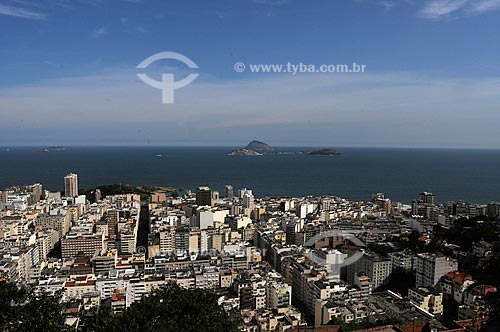  Subject: Ipanema neighborhood buildings viewed from Pavao Pavaozinho slum - Cagarras islands in the background / Place: Rio de Janeiro city - Rio de Janeiro state - Brazil / Date: October 2009 