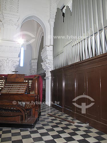  Organ (Built by the Italian Company Tamburini) of the Basilica Church of Nossa Senhora Auxiliadora - Founded in April, 15 of 1956 - One of the five biggest Organs in the world, with almost 11.130 tubes   - Niteroi city - Brazil