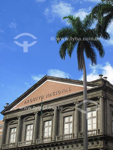  Subject: facade of the old building of the Brazilian Mint, where is placed the National Archives nowadays  / Place:  Praça da República - Rio de Janeiro city - Rio de Janeiro state - Brazil  / Date: Dezembro de 2009 