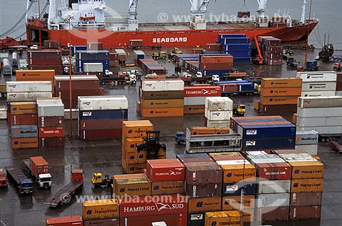  Subject: Containers for Exportation in the Valparaiso port / Place: Valparaiso - Chile / Date: 1999 