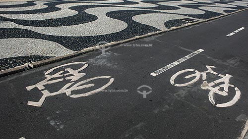  Subject: Bicycle path in Copacabana beach  / Place:  Copacabana - Rio de Janeiro city - Rio de Janeiro state - Brazil  / Date: Dezembro de 2009 