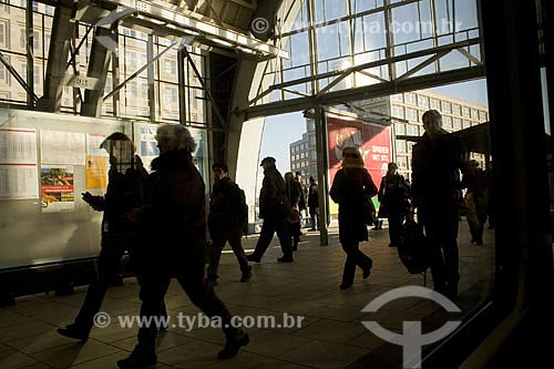  Subject: Urban trainstation  / Place:  Berlin city - Germany  / Date: 12/01/2009 