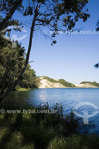  Subject: Arroio Corrente lake  / Place:  Jaguaruna city - Santa Catarina state - Brazil  / Date: 16/08/2009 