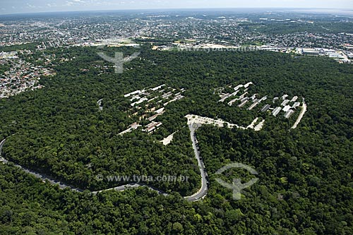  Subject: Buildings and Forest of the UFAM (Federal University of Amazonas)  / Place:  Local: Manaus city - Amazonas state - Brazil  / Date: 11/2007 
