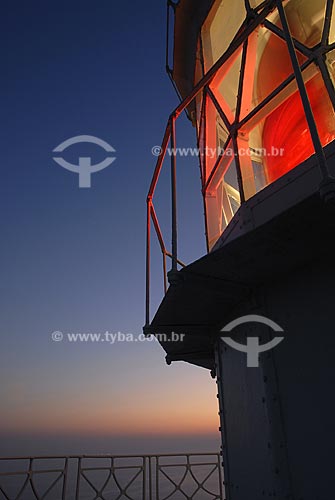  Subject: Ilha Rasa (Rasa island) lighthouse  / Place:  Rio de Janeiro state - Brazil  / Date: 09/2009 