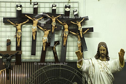  Subject: Religious images in the commerce of the Marechal Floriano avenue, former Larga street  / Place:  Rio de Janeiro city - Rio de Janeiro state - Brazil  / Date: 02/2008 