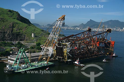  Subject: Aerial view of the Construction of the Mexilhao Platform at the Estaleiro Maua Shipyard  / Place:  Niteroi city - Rio de Janeiro state - Brazil  / Date: 11/2009 