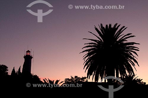  Subject: Silhouette of Colonia del Sacramento Lighthouse. It was built in 1857  / Place:  Historic Quarter of Colonia del Sacramento - Uruguay - South America  / Date: 13/03/2010 