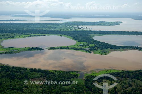  Subject: Big lake in the Madeira river floodplains, in the west side of Nova Olinda do Norte city  / Place:  Amazonas state - Brazil  / Date: 11/2007 