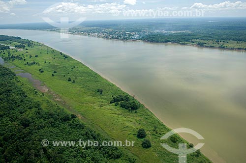  Subject: Island in the Madeira River, in front of Nova Olinda do Norte city  / Place:  Amazonas state - Brazil  / Date: 11/2007 