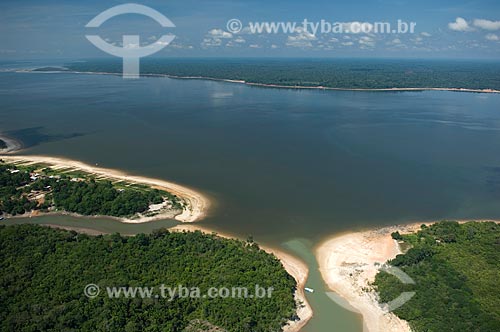  Subject: Amazon lake at the south side of Nova Olinda do Norte  / Place:  Amazonas state - Brazil  / Date: 11/2007 