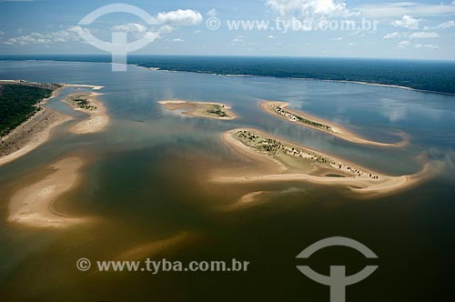  Subject: Black water lake, at the south side of Nova Olinda do Norte city  / Place:  Place Amazonas state - Brazil  / Date: 11/2007 