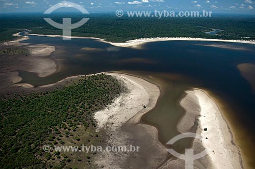  Subject: Black water lake, at the south of Nova Olinda do Norte city  / Place:  Amazonas state - Brazil  / Date: 11/2007 