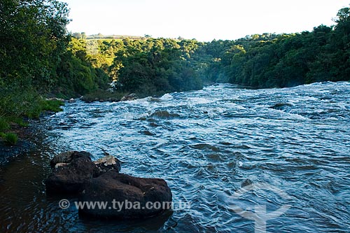  Subject: Fast current in Chapecozinho River / Place: Xanxere - Santa Catarina state - Brazil / Date: 02/2010 