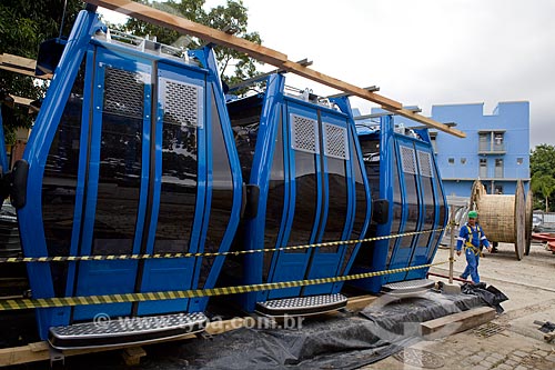  New cable car that will be responsible to put together the 12 communities in the Complexo do Alemao slum - Programa de Aceleracao do Crescimento (Growth Acceleration Program) - PAC Complexo do Alemao   - Rio de Janeiro city - Brazil