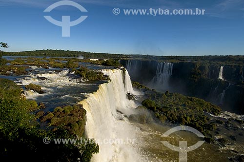  Subject: Iguaçu falls in Iguaçu National Park - the park was declared Natural Heritage of Humanity by UNESCO  / Place: Foz do Iguaçu - Parana state - Brazil  / Date: 06/06/2009 