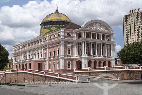  Subject: View of Amazonas Theatre with Negro River in the background  / Place: Manaus city - Amazonas state - Brazil  / Date: 25/10/2007 