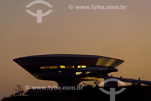  Subject: Museum of Contemporary Art (MAC) - Oscar Niemeyer project - in Boa Viagem Beach  / Place:  Niteroi city - Rio de Janeiro state - Brazil  / Date: 27/06/2008 
