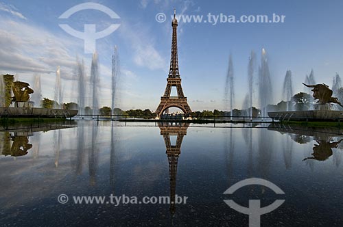  Subject: Eiffel Tower and Trocadero Gardens / Place: Paris - France / Date: 09/2009 