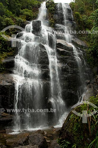  Subject: Veu de Noiva waterfall, in theItatiaia National Park  / Place:  Itatiaia city - Rio de Janeiro state - Brazil  / Date: 12/2008 