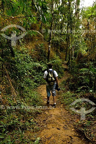  Subject: Man walking in a trail in the Itatiaia National Park  / Place:  Itatiaia city - Rio de Janeiro state - Brazil  / Date: 12/2008 