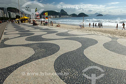  Subject: Copacabana sidewalk  / Place:  Rio de Janeiro city - Rio de Janeiro state - Brazil  / Date: 11/2007 