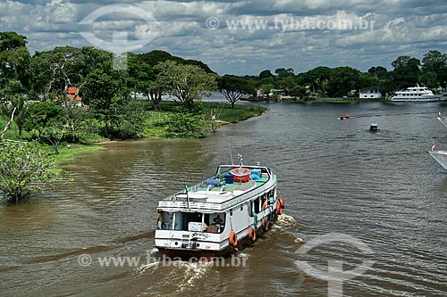  Subject: Waterway transportation in the Amazonas River  / Place:  Parintins city - Amazonas state - Brazil  / Date: 06/2010 