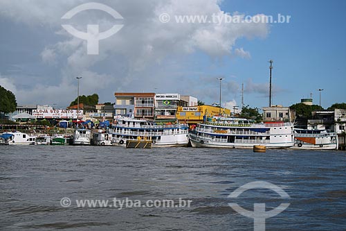  Subject: Boats alongside the port of Parintins city  / Place:  Amazonas state - Brazil  / Date: 06/2010 