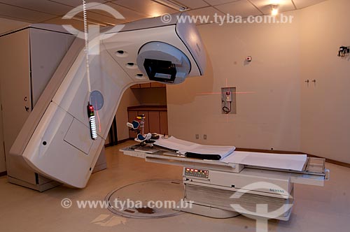  Subject: Radiotherapy room of the INCA III - National Cancer Institute of Brazil  / Place:  Vila Isabel - Rio de Janeiro city - Rio de Janeiro state - Brazil  / Date: 09-2010 