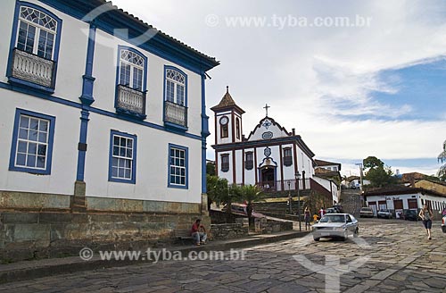  Subject: Historical building (XVIII century) with the Diamante museum and the Sao Francisco de Assis Church in the background, also from the XVIII century  / Place:  Diamantina city - Minas Gerais state - Brazil  / Date: 12/2009 