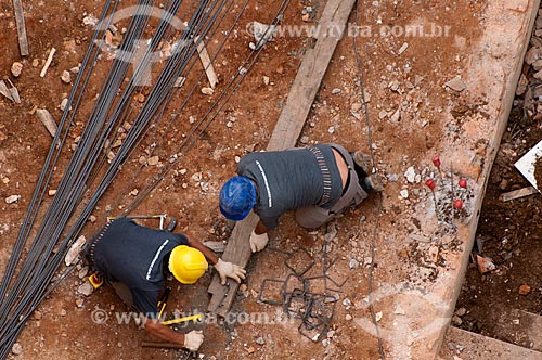  Subject: Workers in a construction site - Civil engineering  / Place:  Consolacao street - Sao Paulo city - Sao Paulo state - Brazil  / Date: 07/10/2010 