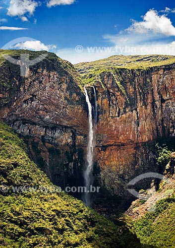  Tabuleiro falls, the highest of Minas Gerais state and the third higher of Brazil with 273 meters of free fall - Parque Estadual da Serra do Intendente (Serra do Intendente State Park)   - Conceicao do Mato Dentro city - Brazil