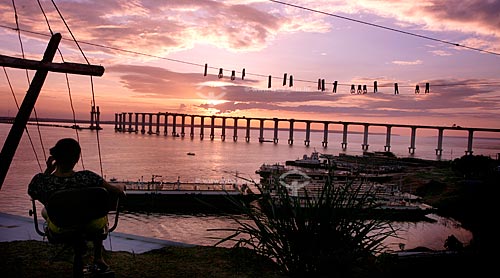  Subject: View of Rio Negro bridge in the sunset  / Place:  Manaus city - Amazonas state - Brazil  / Date: 02/2010 