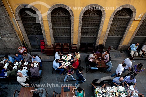  Subject: People lunching in the Ouvidor Street,  / Place:  Ouvidor Street - Downtown - Rio de Janeiro - Brazil  / Date: 08/2010 