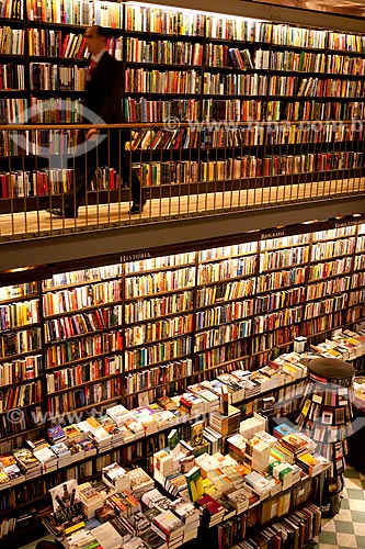  Subject: Travessa bookstore of Ipanema  / Place:  Visconde de Piraja street - Ipanema - Rio de Janeiro - Brazil  / Date: 08/2010 