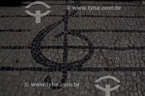  Subject: Pavement of the 28 de Setembro Boulevard  / Place:  Vila Isabel - Rio de Janeiro city - Brazil  / Date: 11/2010 